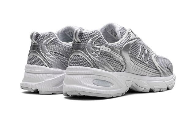 New Balance 530 Moonbeam Silver Metallic